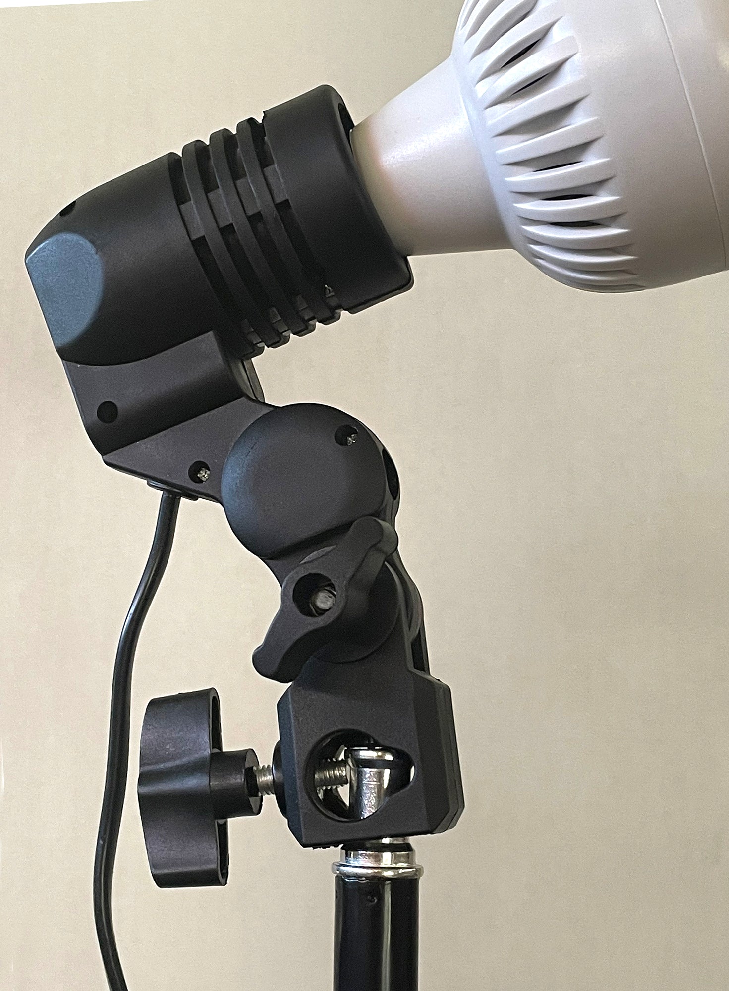 Method Lights Method Lights ML200 Plus Wireless LED Ceiling Mounted Picture Light ...